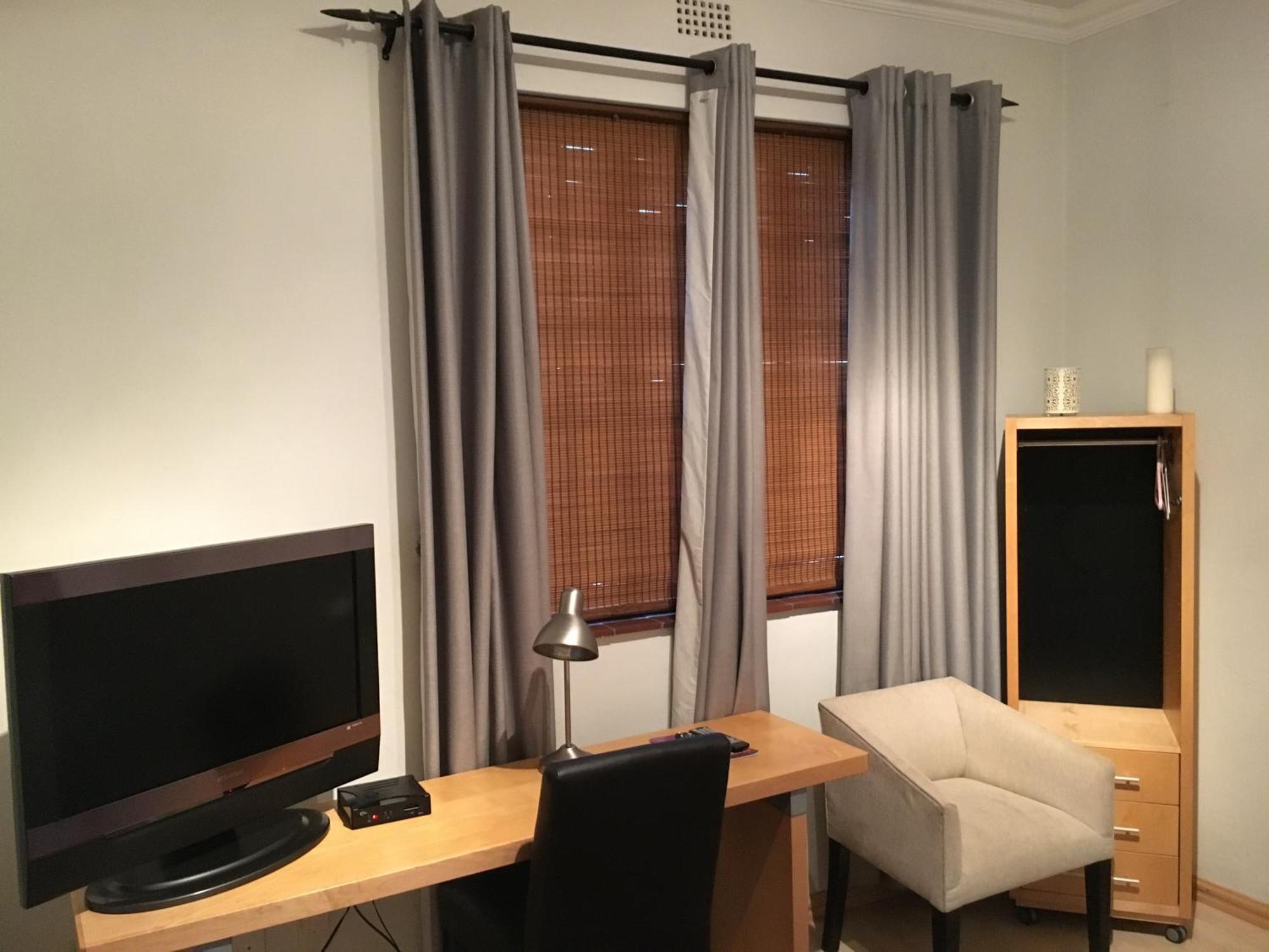Melville Turret Guesthouse Johannesburg Bilik gambar